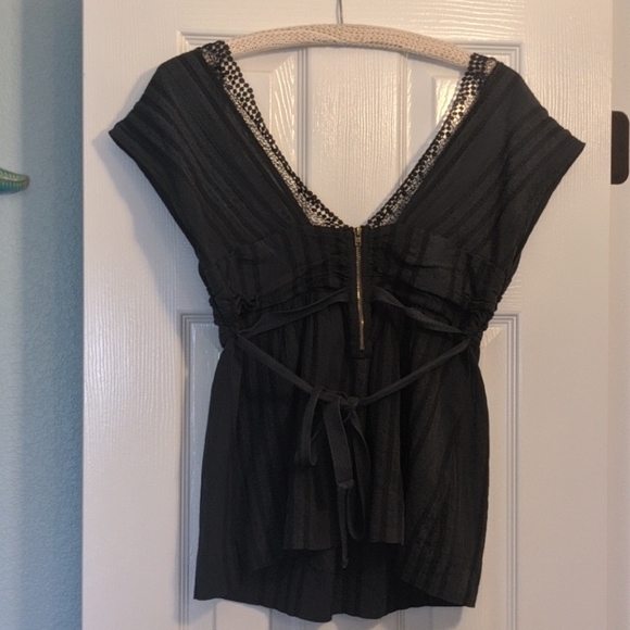 Edme and Esyllte grey stripe lace lined top S - Picture 3 of 6